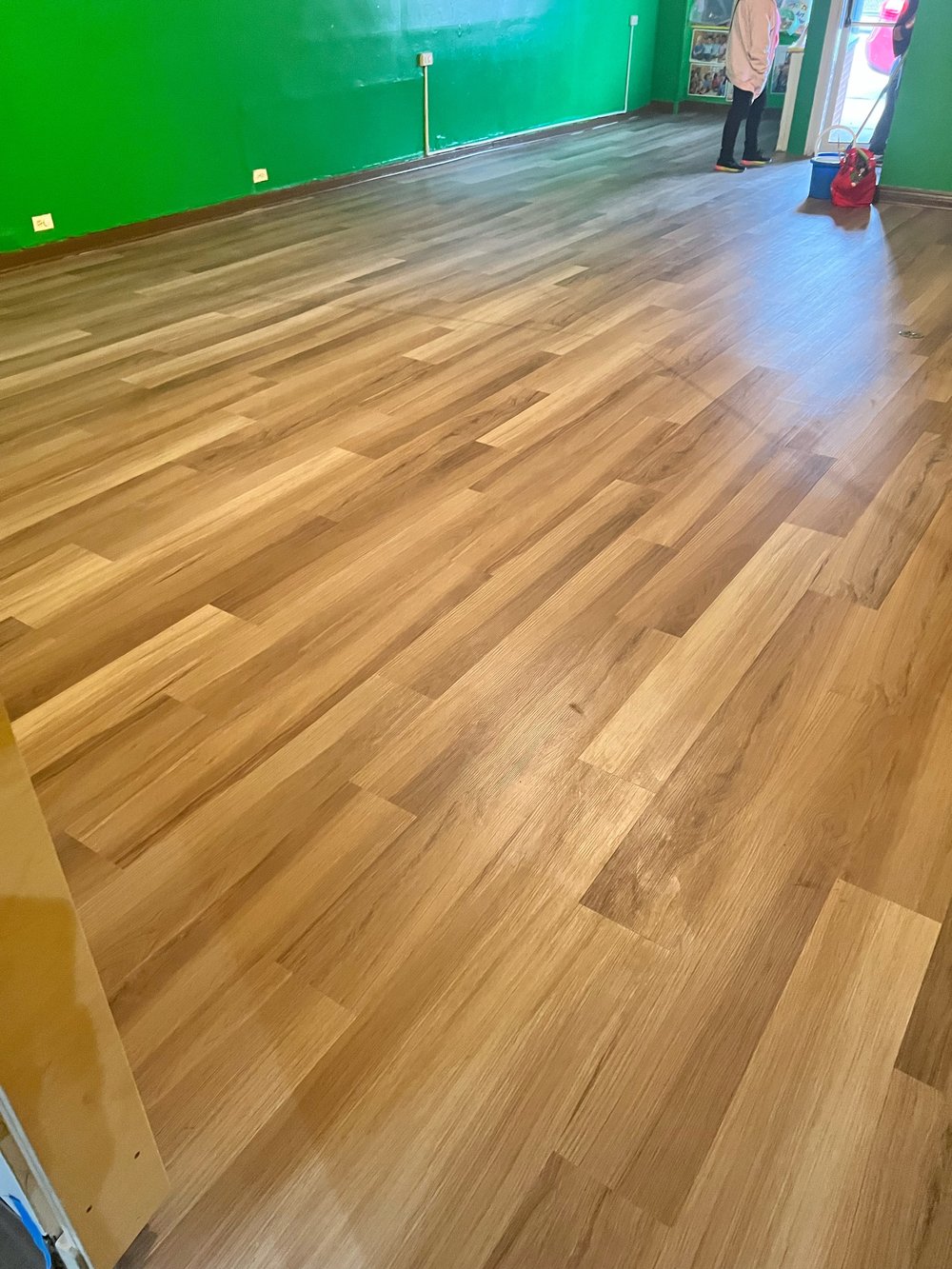 FLOORING XPRESS ENTERPRISE - Gallery Image 7 | 6108 S Dorchester Ave Apt 1W, Chicago, IL | 773-273-1669